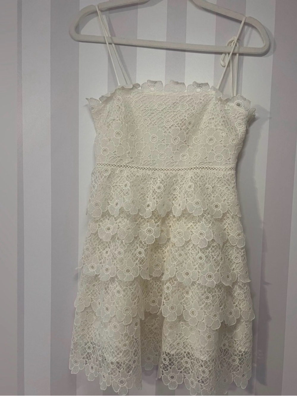 BTB Los Angeles Cream Lace Dress